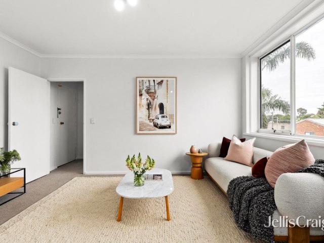 Apartment for sale in Port Melbourne, Melbourne