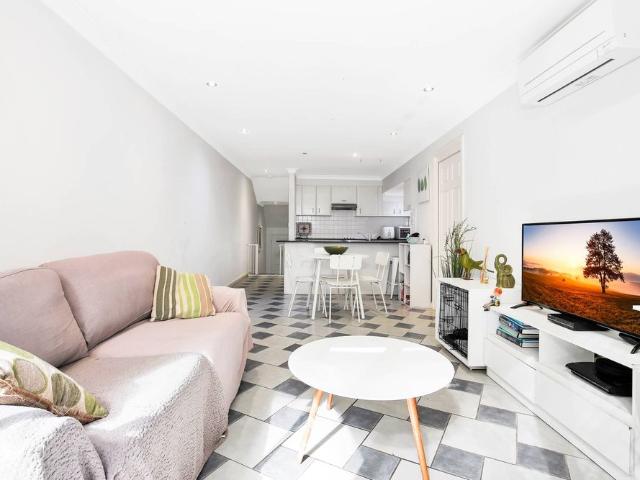 Townhouse for rent in Baulkham Hills, Sydney