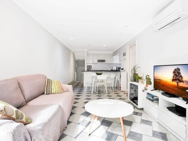 Townhouse for rent in Baulkham Hills, Sydney