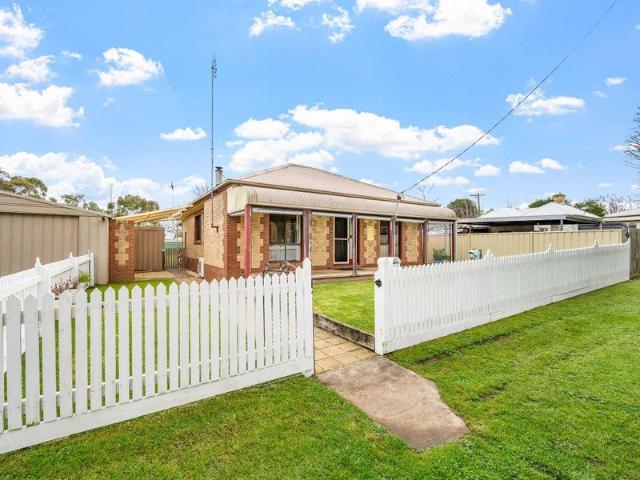 House for sale in Hamilton, Victoria