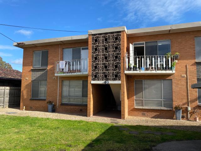 Apartment for rent in Yarraville