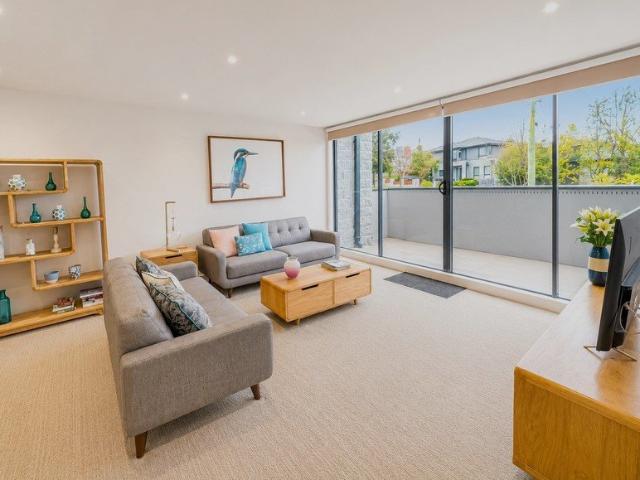 Apartment for rent in Mont Albert North, Melbourne