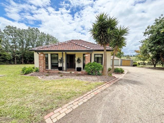 House for rent in Bravington, Victoria