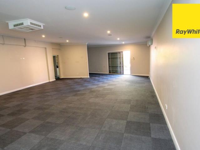 Retail for rent in Inverell, New South Wales