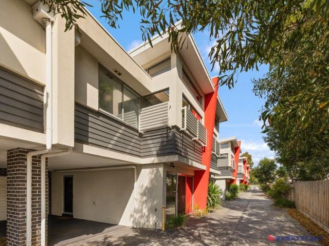 Townhouse for sale in Cowes, Bass Coast Shire