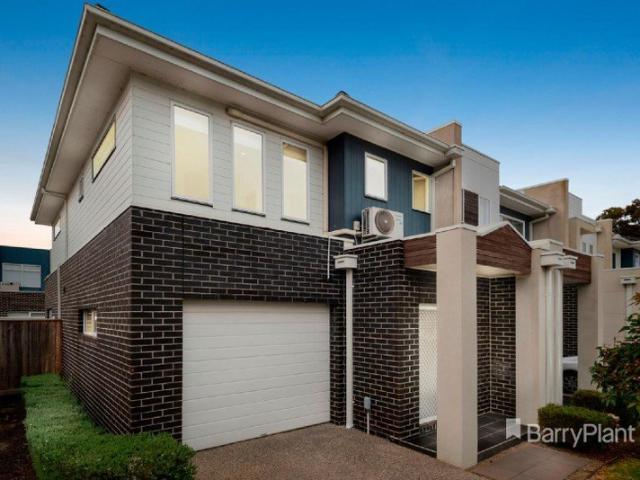 Townhouse for rent in Camerons Creek, Victoria