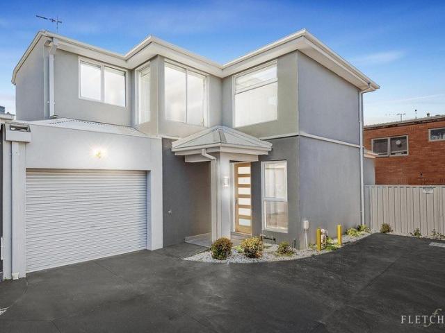 Townhouse for sale in Camerons Creek, Victoria
