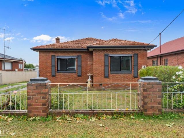 House for sale in Brisbane Grove, New South Wales