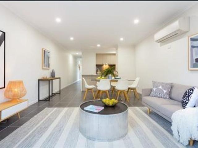 Townhouse for rent in Kings Creek, Queensland