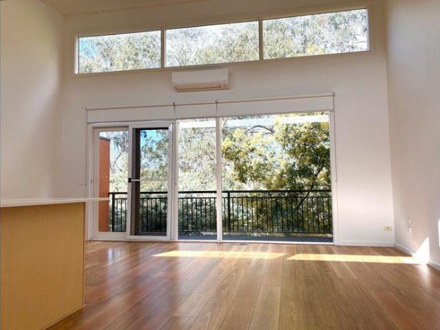 Townhouse for rent in Camerons Creek, Victoria