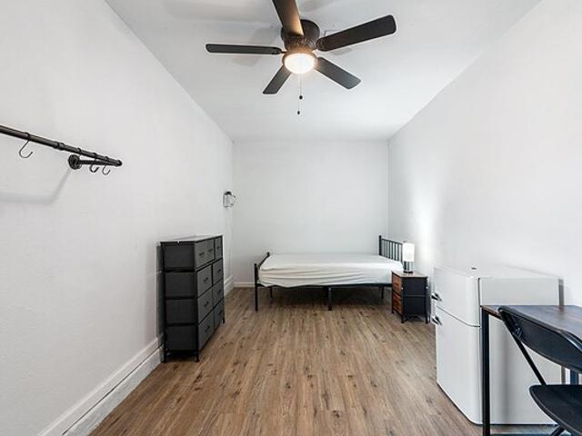 Room for rent in Garland, Texas