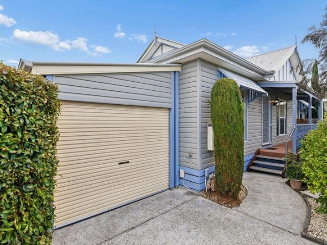 House for sale in Albion, Melbourne