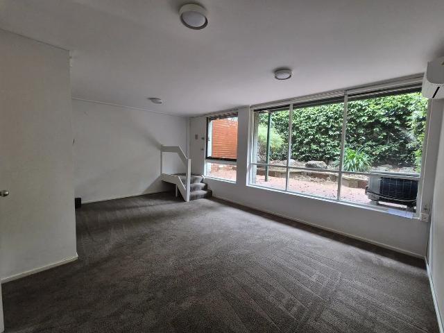 Townhouse for rent in North Melbourne, Melbourne