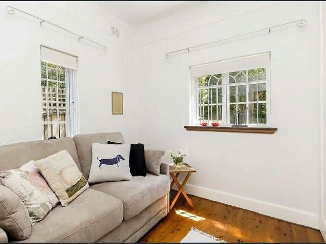 Apartment for rent in Lower North Shore, Sydney