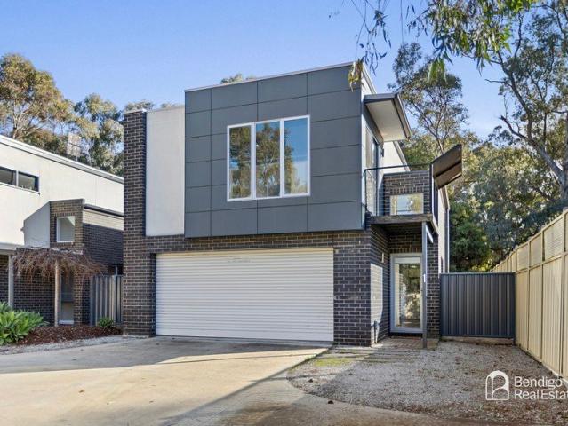 Townhouse for sale in Bendigo, Victoria