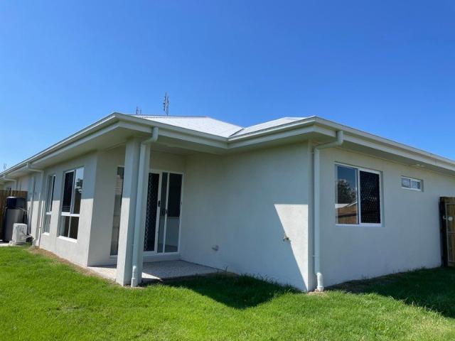 Duplex for rent in Southside, Queensland