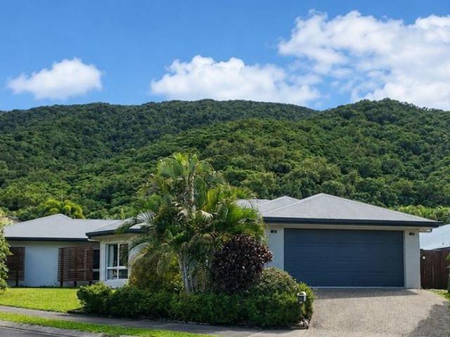 House for sale in Palm Cove, Queensland