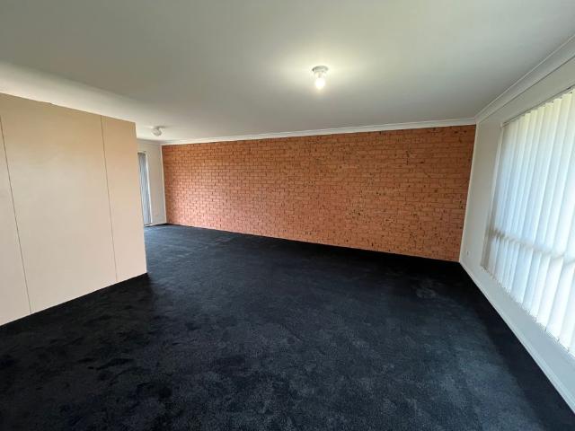 House for rent in Brisbane Grove, New South Wales