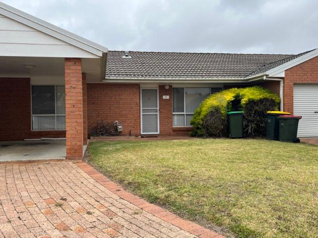 House for rent in Brisbane Grove, New South Wales