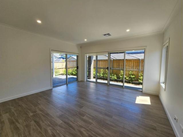 House for rent in Manchester Square, New South Wales