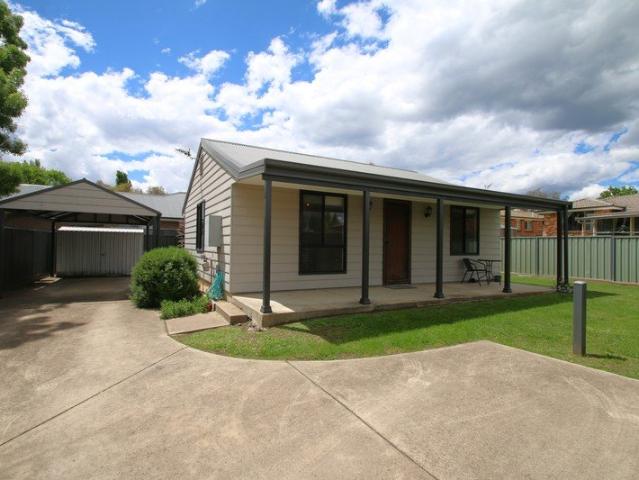 House for rent in Calare, Orange