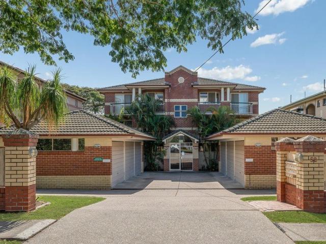 Apartment for rent in Coorparoo, Greater Brisbane