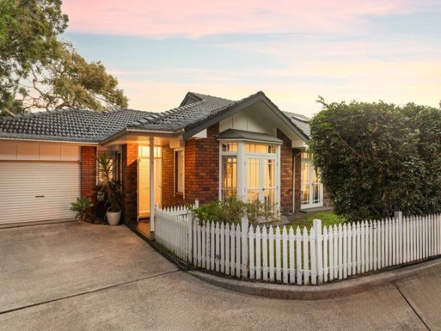 Villa for sale in Sydney, New South Wales