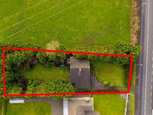 Detached House for sale in Moneygold, Connacht