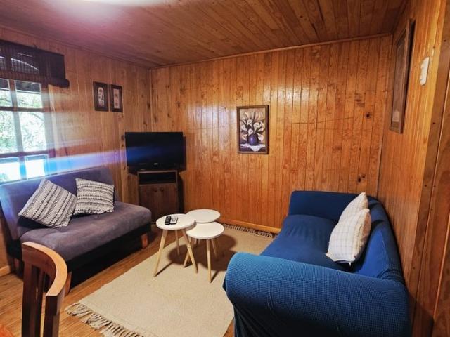 Quillón, Arriendo cabaña full equipada, 8 personas