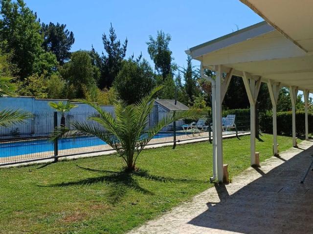 Quillón, Vende Hermosa Casa con Piscina 831