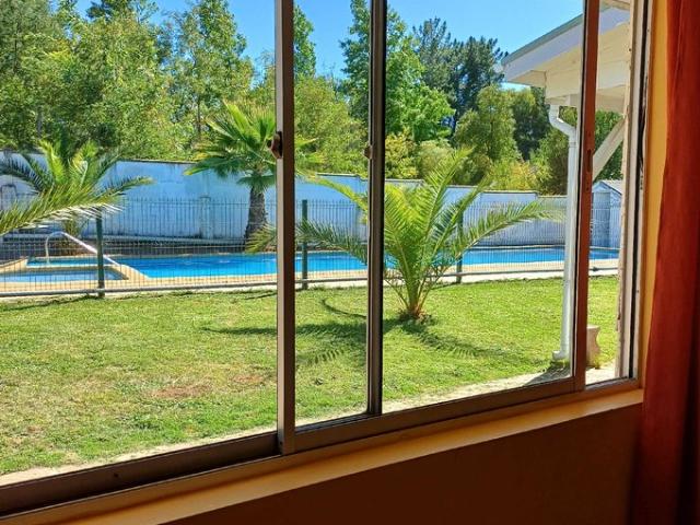 Quillón, Vende Hermosa Casa con Piscina 831