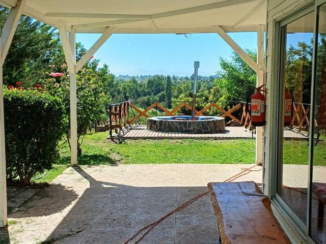Quillón, Vende Hermosa Casa con Piscina 831