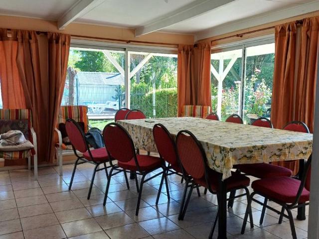 Quillón, Vende Hermosa Casa con Piscina 831