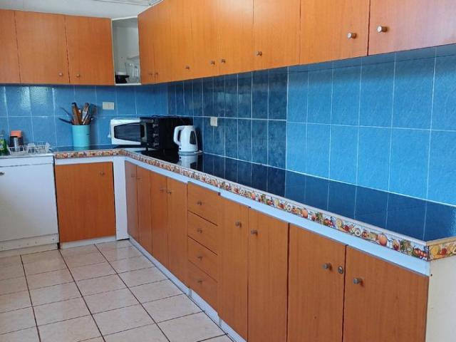 Quillón, Vende Hermosa Casa con Piscina 831