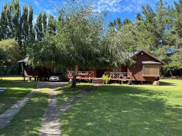 Quillón, Vende hermosa casa con piscina 830