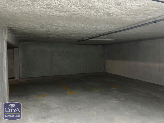 Garage vente à Quimper, Bretagne