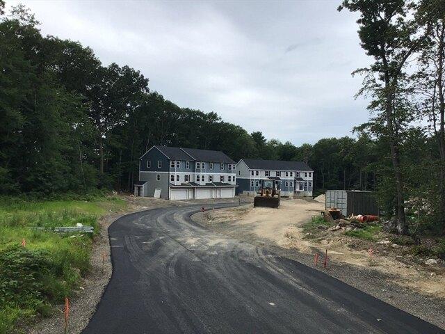 Condo for sale in Holbrook, Massachusetts