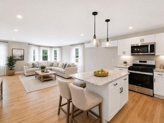 Condo for sale in Holbrook, Massachusetts