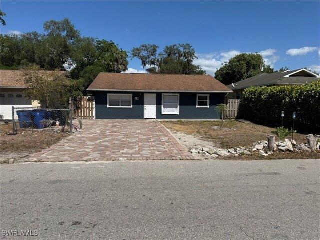 House for sale in Bonita Springs