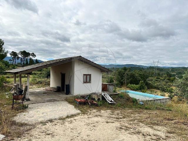 Quinta venda em Carragozela e Várzea de Meruge, Seia