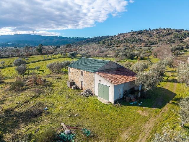 Quinta venda em Lajeosa do Mondego, Celorico da Beira