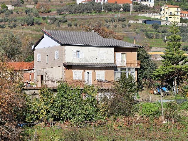 Quinta venda em Sobre a Fonte, Peso Da Régua