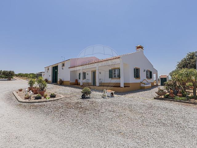 Quinta venda em Évora, Courelas da Gama e Bispo