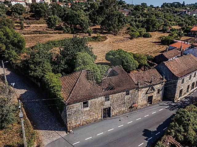 Quinta venda em Santiago de Cassurrães e Póvoa de Cervães, Mangualde