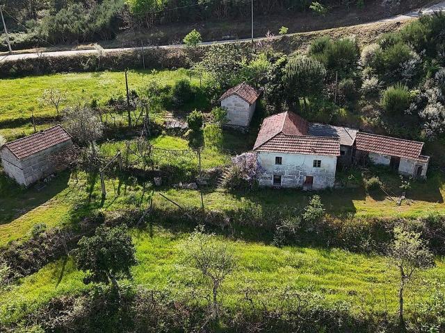 Quinta venda em Vila Caiz, Amarante