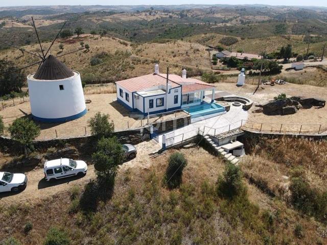 Quinta venda em Ourique, Beja