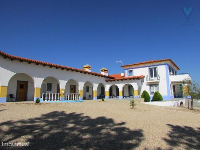 Moradia venda em Fazendas De Almeirim