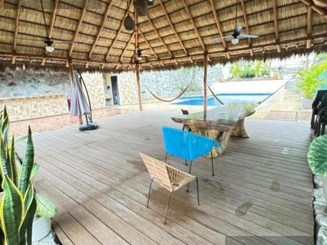 Quinta en venta en Manzanillo, Colima