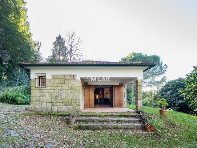 Quinta venda em Parada Do Bouro, Braga