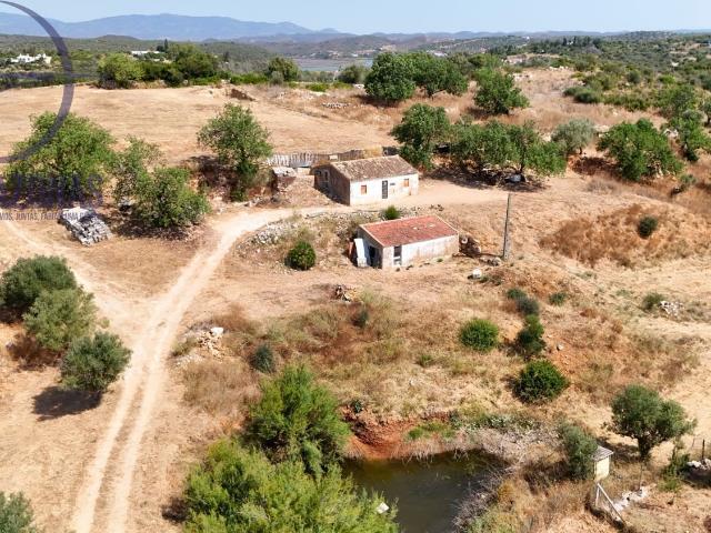 Vivenda venda em Estômbar, Faro